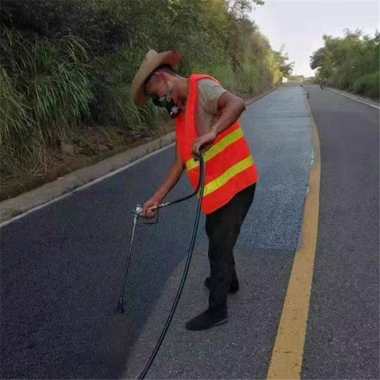 楚雄 彩色防滑路面的底涂是保障路面附着力